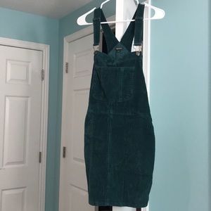 Corduroy green overall midi skirt